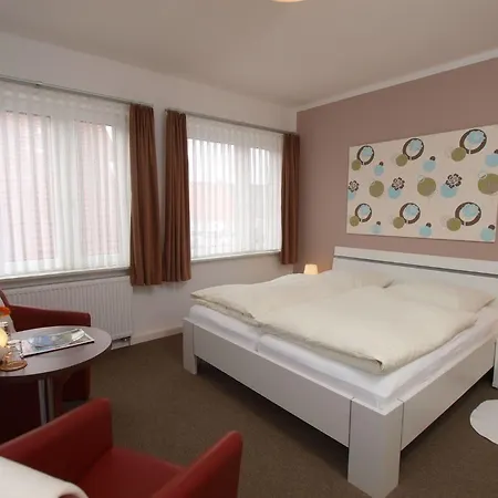 Friedrich Voss Pensionat 4*